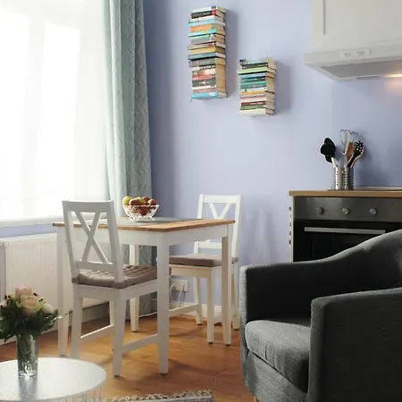 Flieder Zentral * Bremen