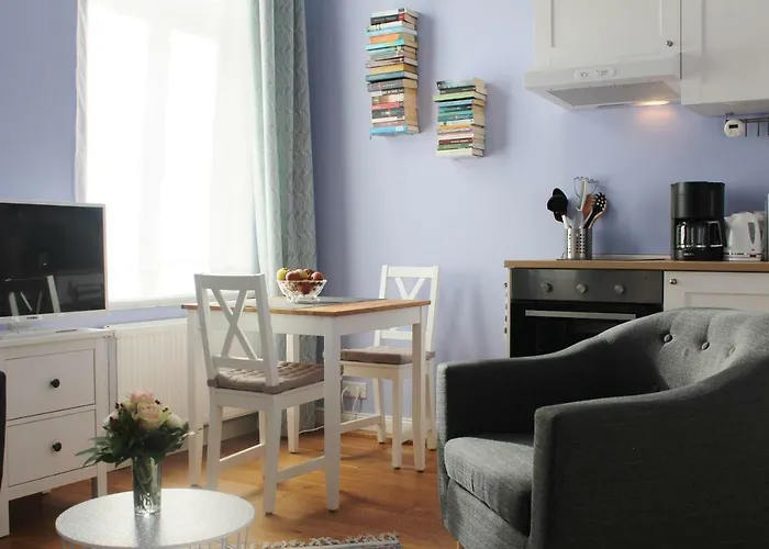 Flieder Zentral * Brémy