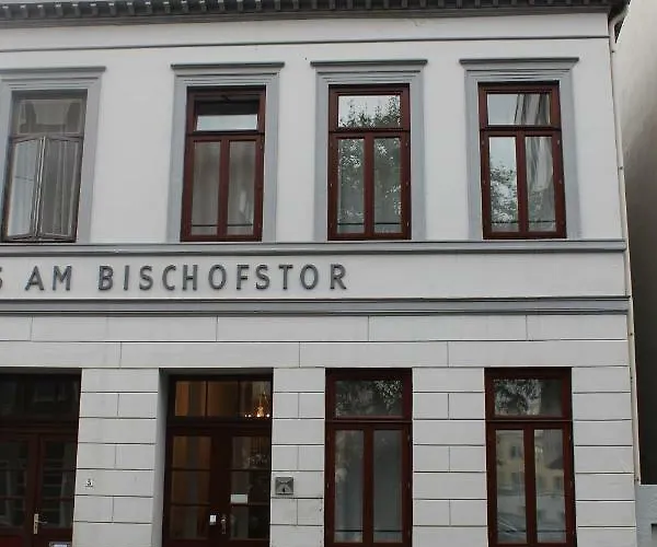 Flieder Zentral Apartmán *